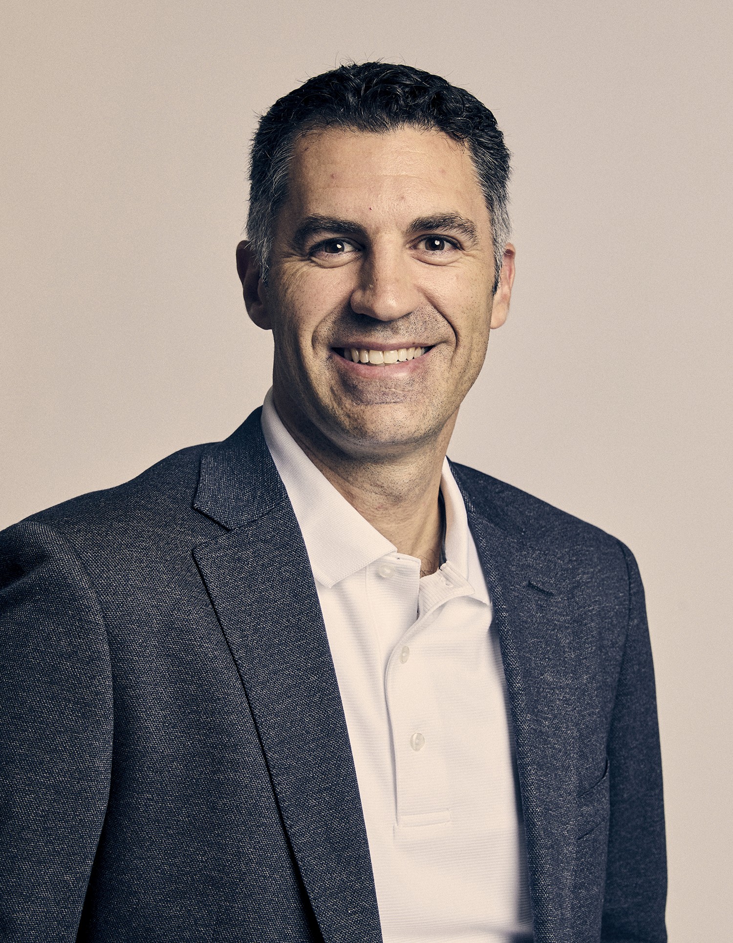 Headshot of Evan J Law immigration lawyer and former USCIS officer