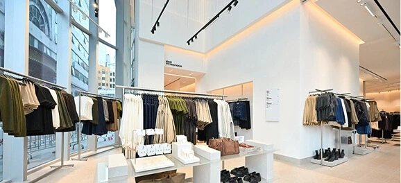Fashion & Apparel