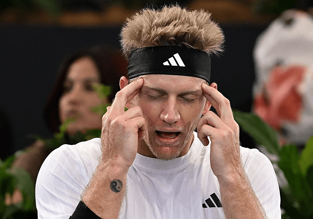 Vacherot y Rinderknech se funden en un abrazo - RTVE