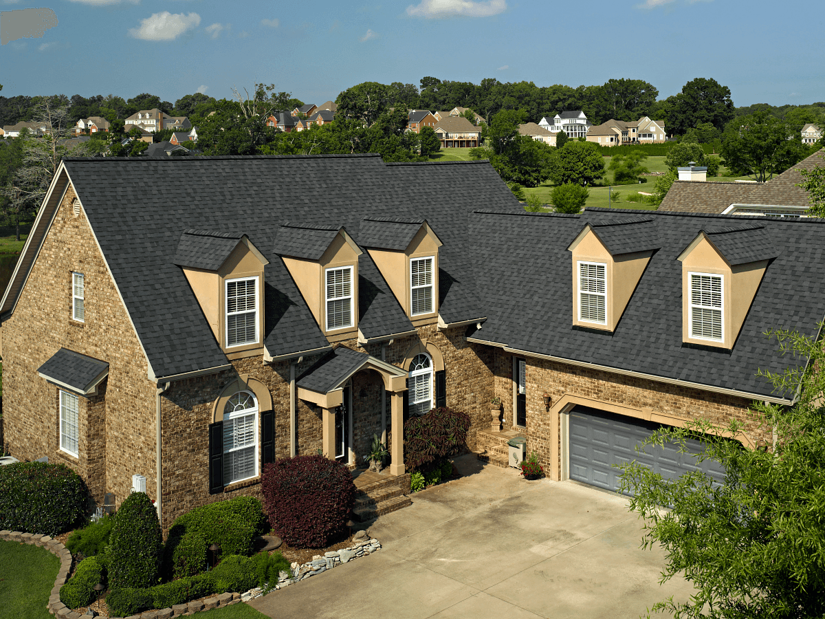 CertainTeed manufacturer example of Landmark PRO in Max Def Moire Black.
