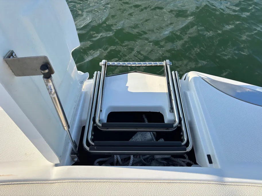 Boat thumbnail 7