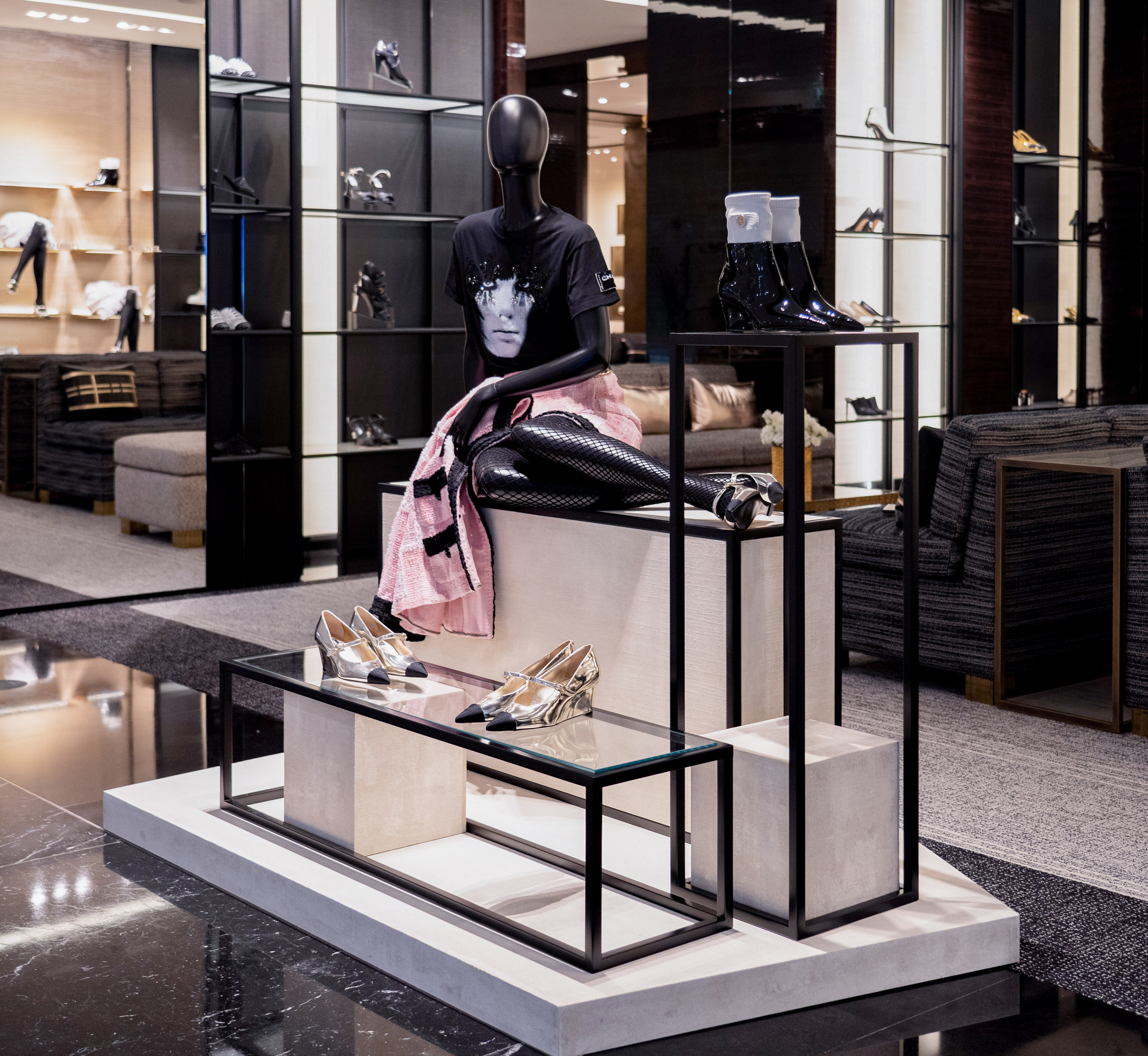 Chanel store: Luxury Store Photography For Brands | Relity Group