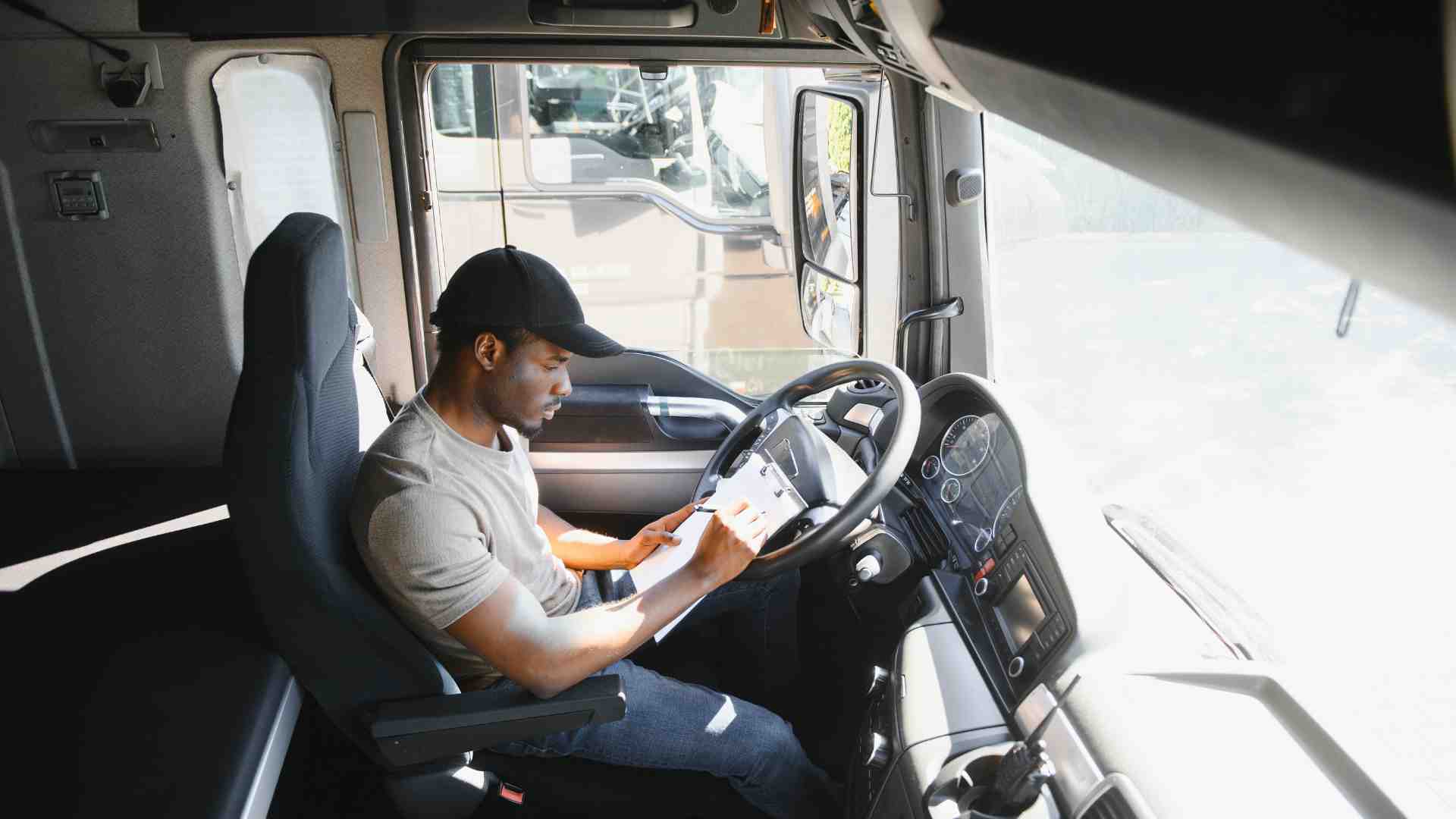 Fleet Fuel Management: How to Reduce Fuel Costs and Improve Driver Efficiency