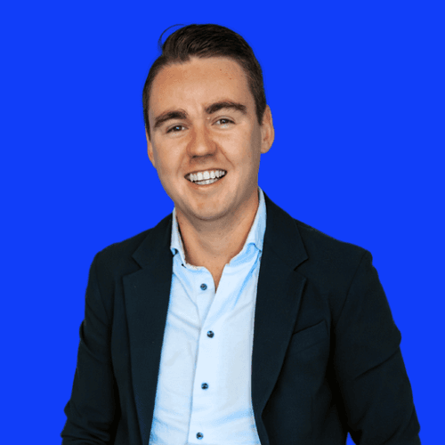 Portrait of Daniel Hayes, founder of EarlyBird.