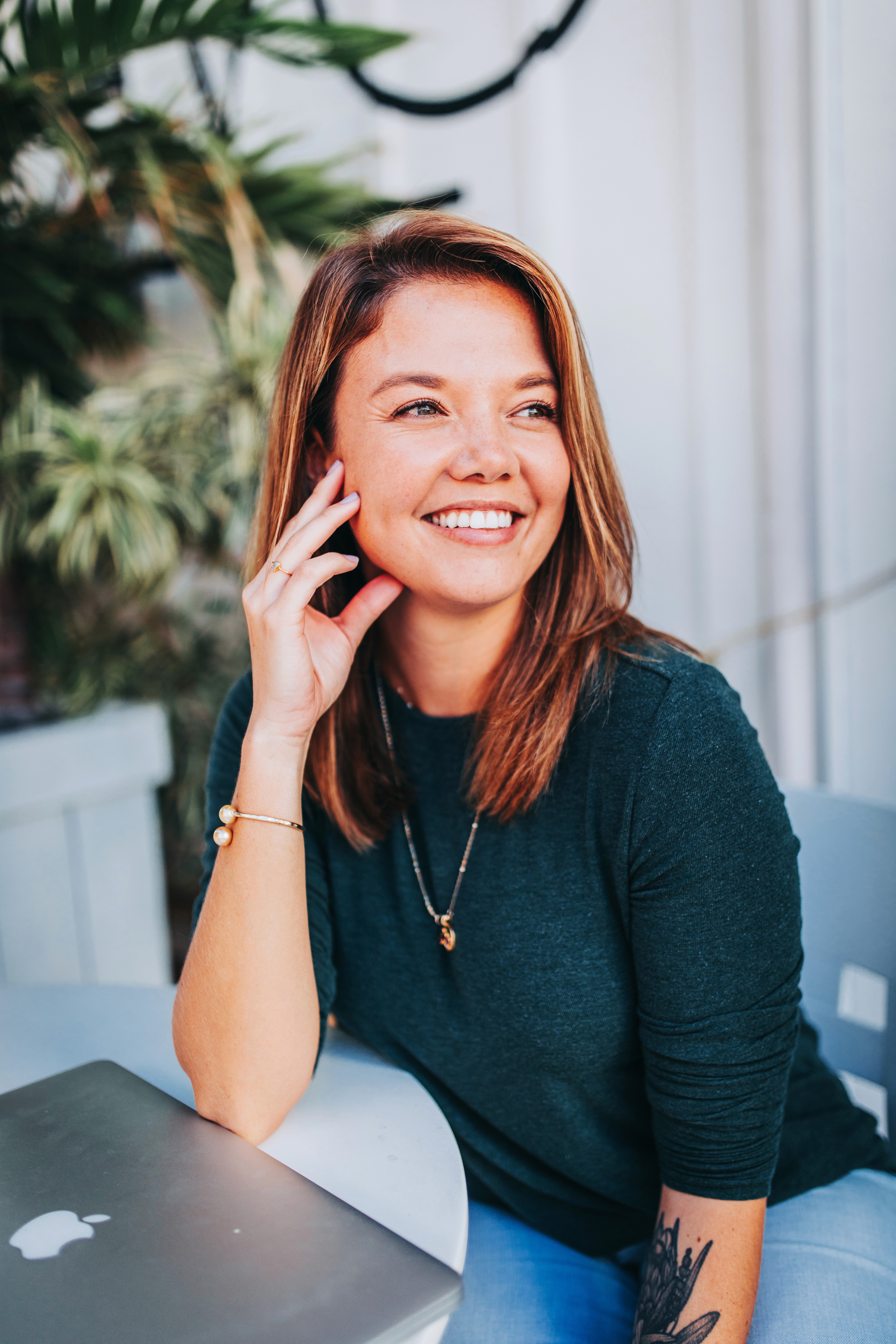 Bowl of oats and figs