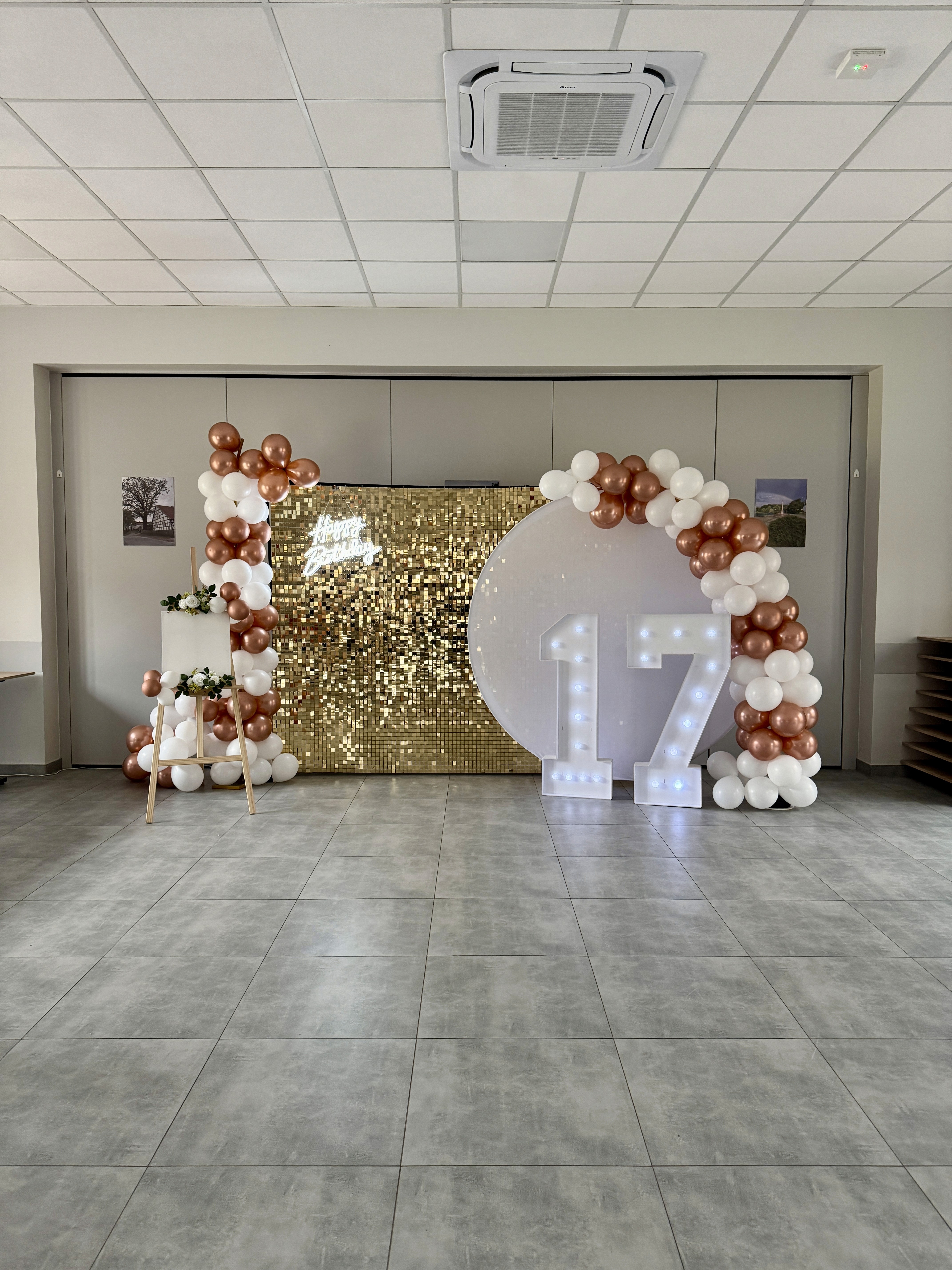 Ściankownia - Ścianki Zdjęciowe Pobiedziska i Okolice Wynajem