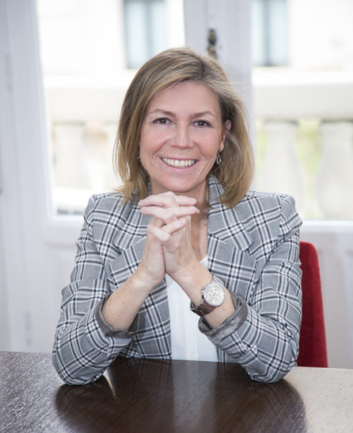 Profesora Ana Luz Huete. ThePower