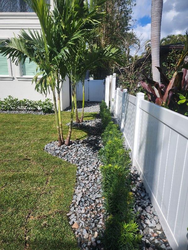 build fence tampa bay
