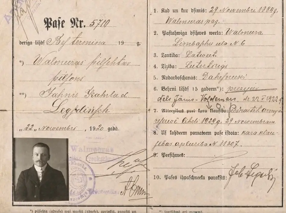 1920. gada pase ar personas datiem – vēsturisks dokuments