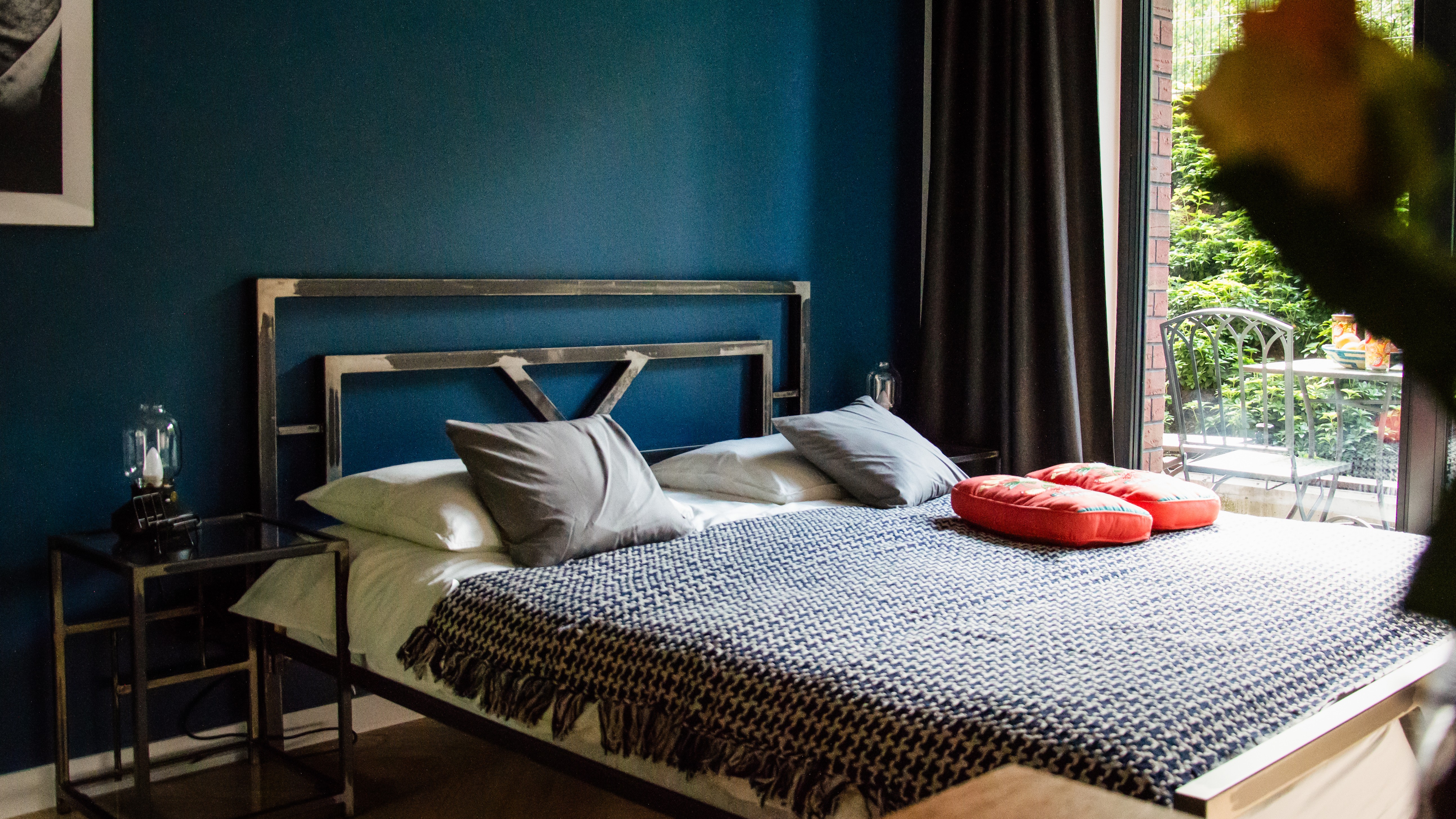 Zdjęcie pokju Liberty Apartments z ekskluzywnym łóżkiem