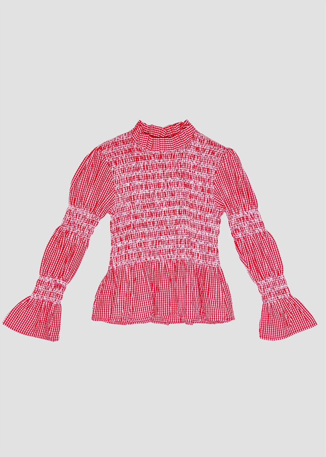 Foto prodotto su sfondo neutro per IGI AMA, realizzata da Aura Studio, agenzia di comunicazione di Genova: scatti professionali con editing accurato per valorizzare i dettagli dei capi.