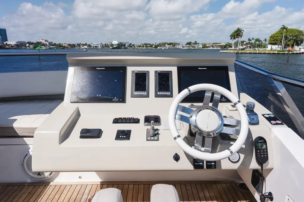 Boat thumbnail 75