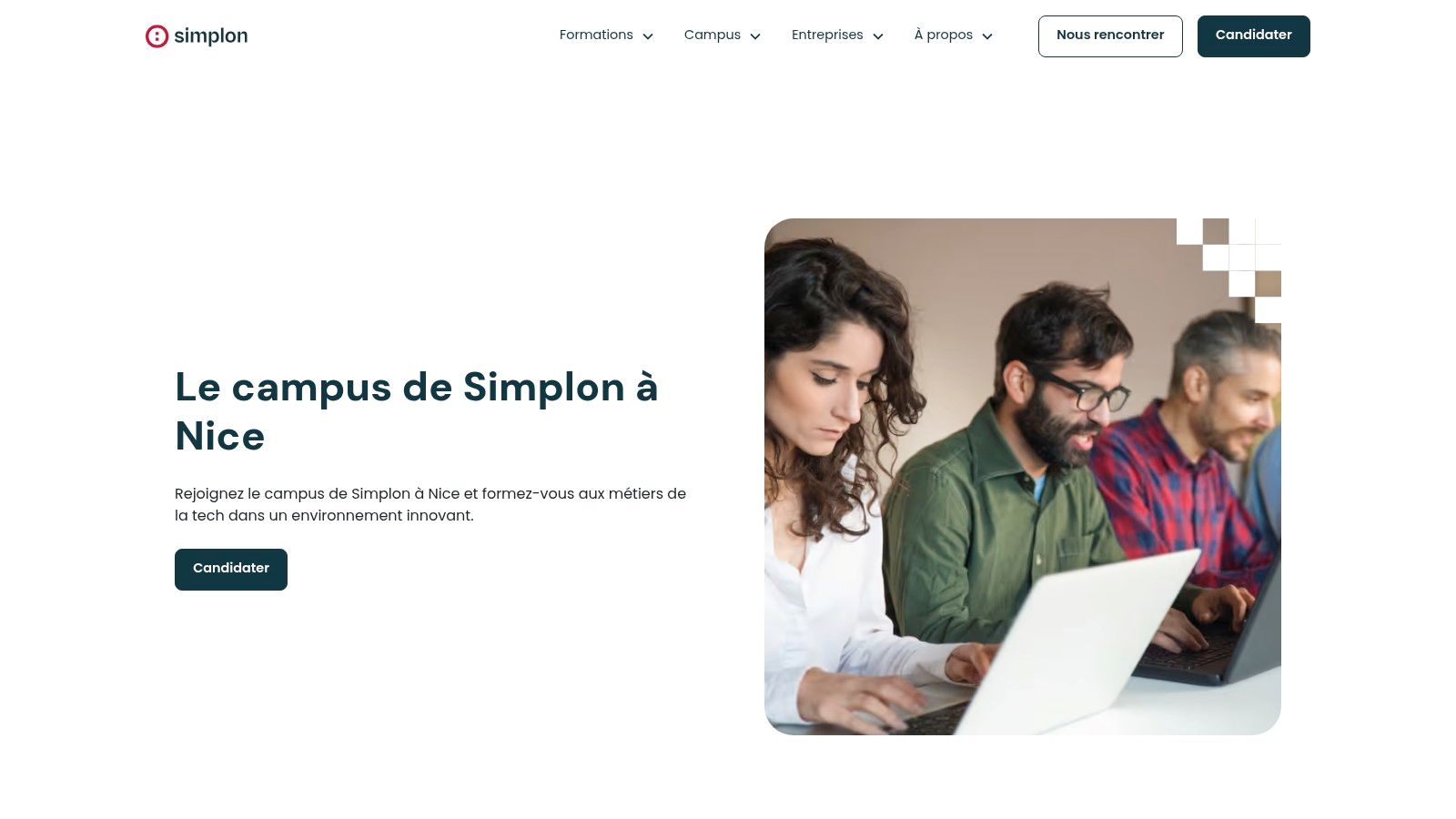 Salle de formation technologique chez Simplon à Nice