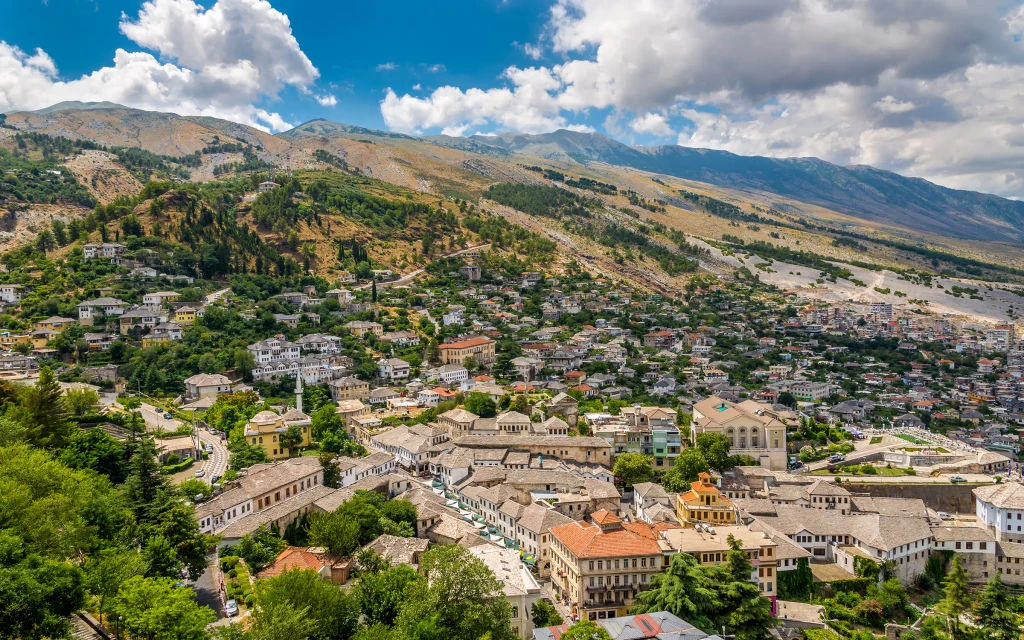 Gjirokasterdalen i Albania - sykkeltur med Expa Travel
