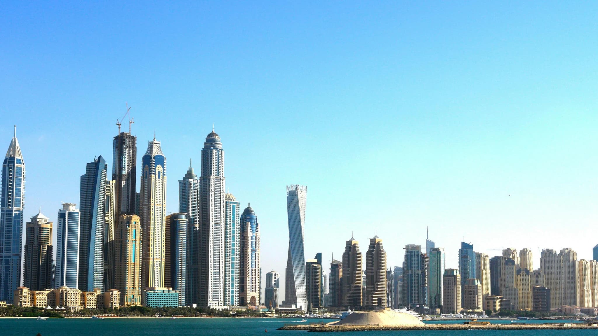 An image of the Dubai skyline, one of the cities that's pet-friendly in the UAE