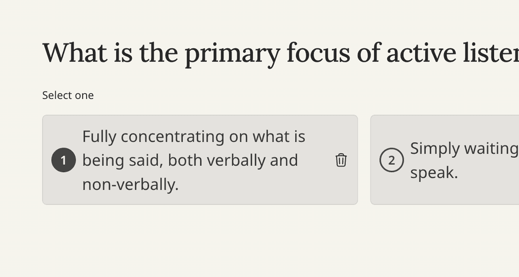 Sharing a course in various ways, copying public link, review link, SCORM package, and exporting as a PDF