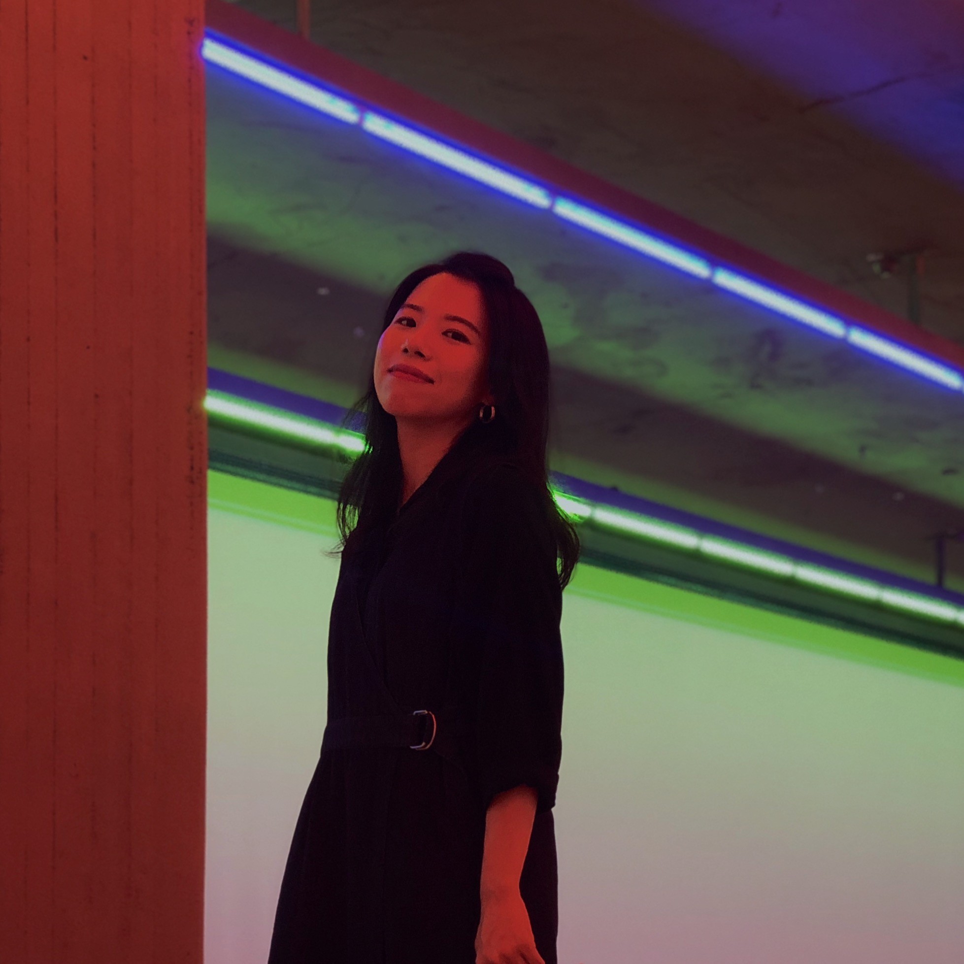 Qun Wang portrait