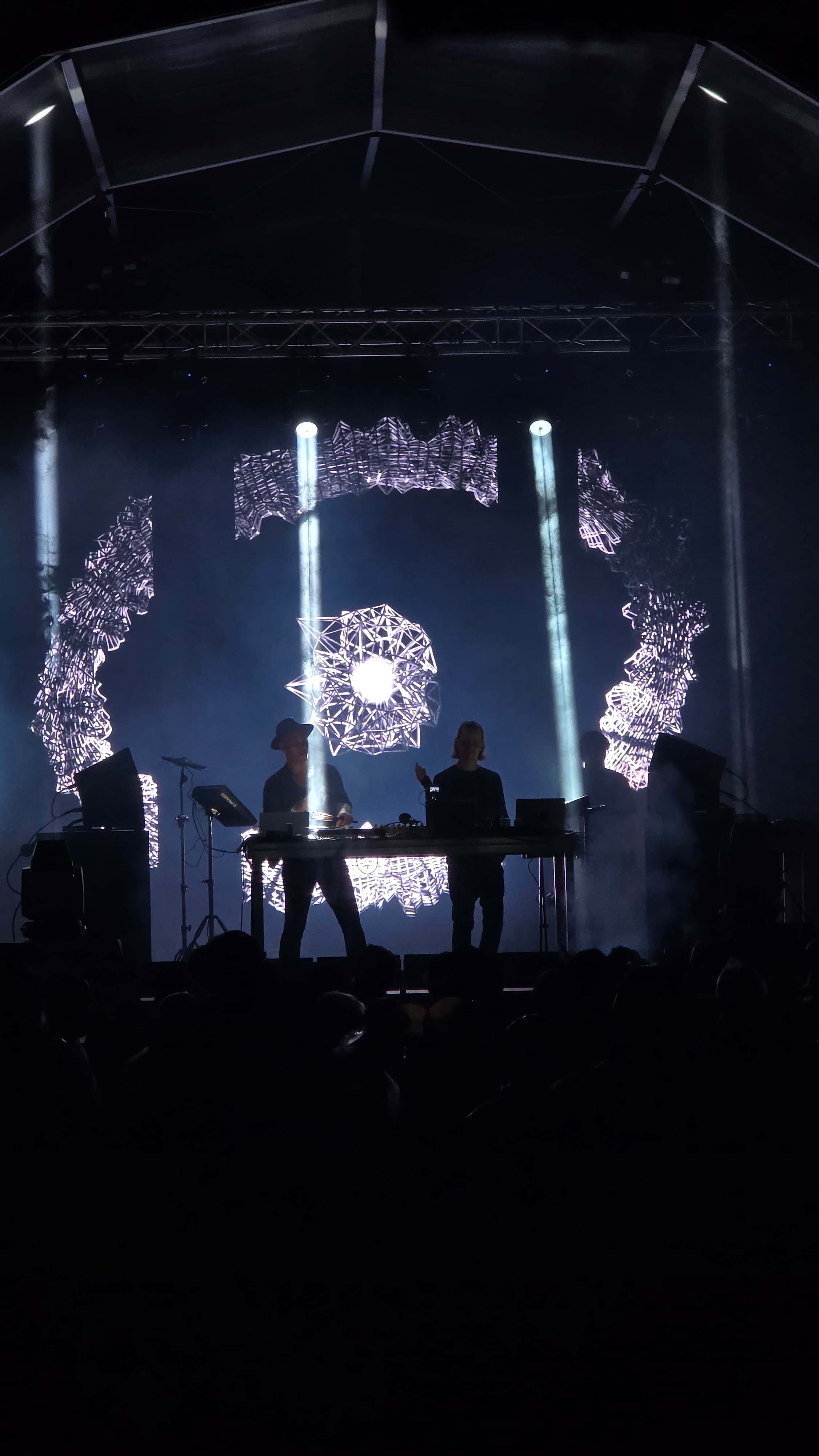 BOOKA SHADE AT CAVADO SUMMER FEST 