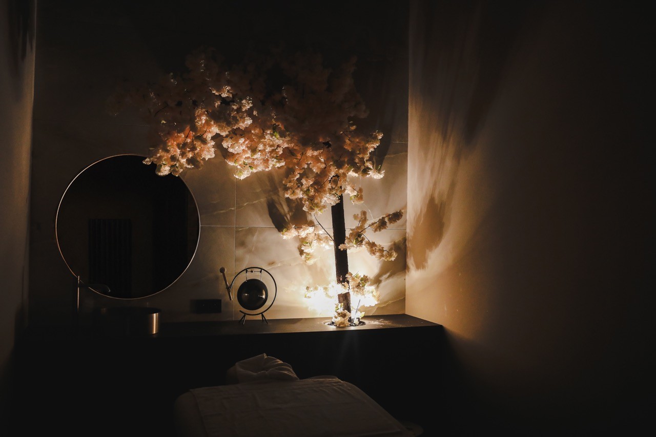 Moderní interiér salonu LAYA Spa Ritual Praha