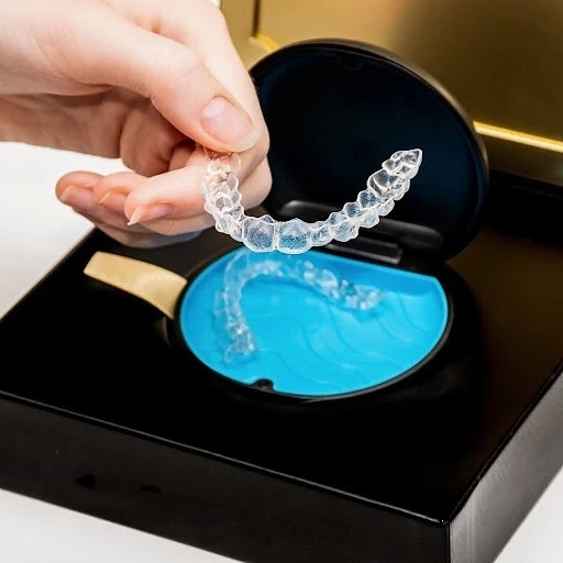 Invisalign vs Braces: Which Dental Treatment Is Right for You