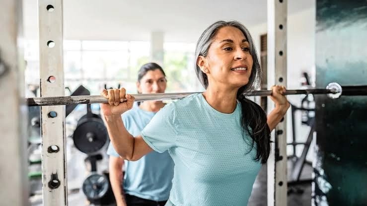 Progressive strength training helps build lean muscle mass to boost metabolic health during menopause. Source: Everyday Health