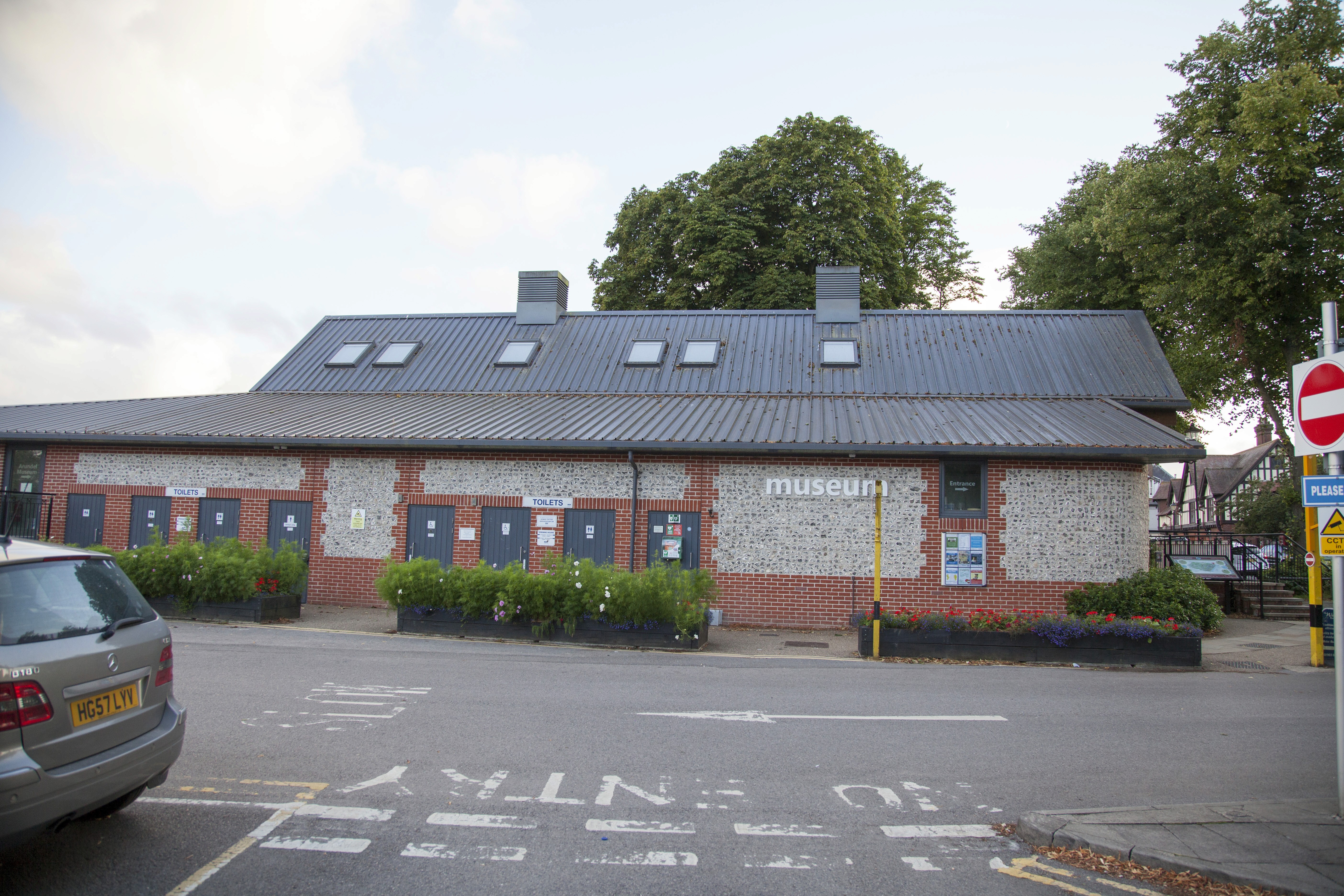 brown concrete cathedral