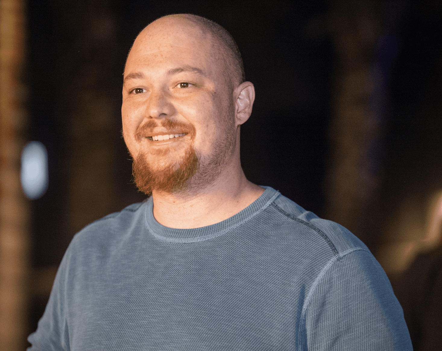 woman on focus photography