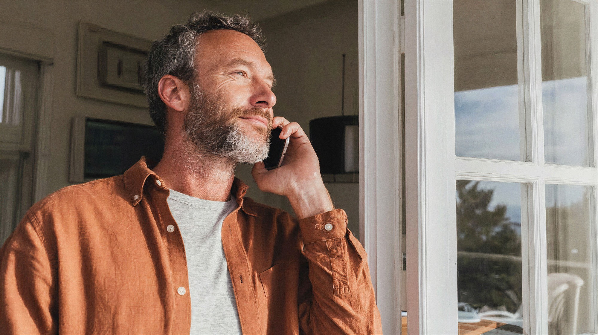AI vs human call center for home services