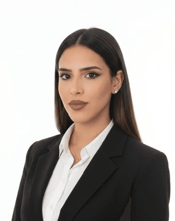 Farah Tarek - Head oif Shipping Accounts