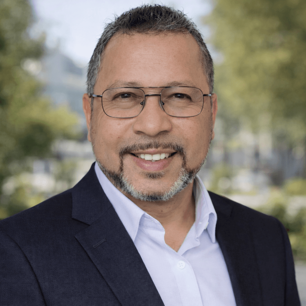 man wearing gray suit jacket