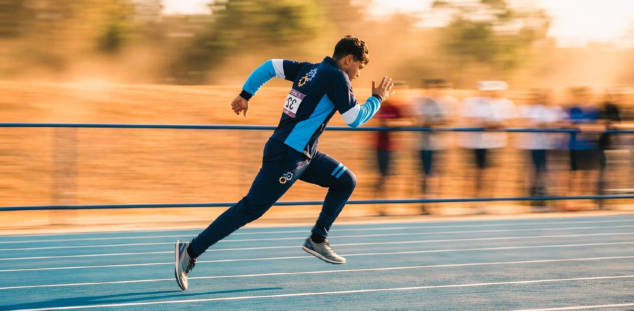 Dynamic picture of a cyclist riding downhill