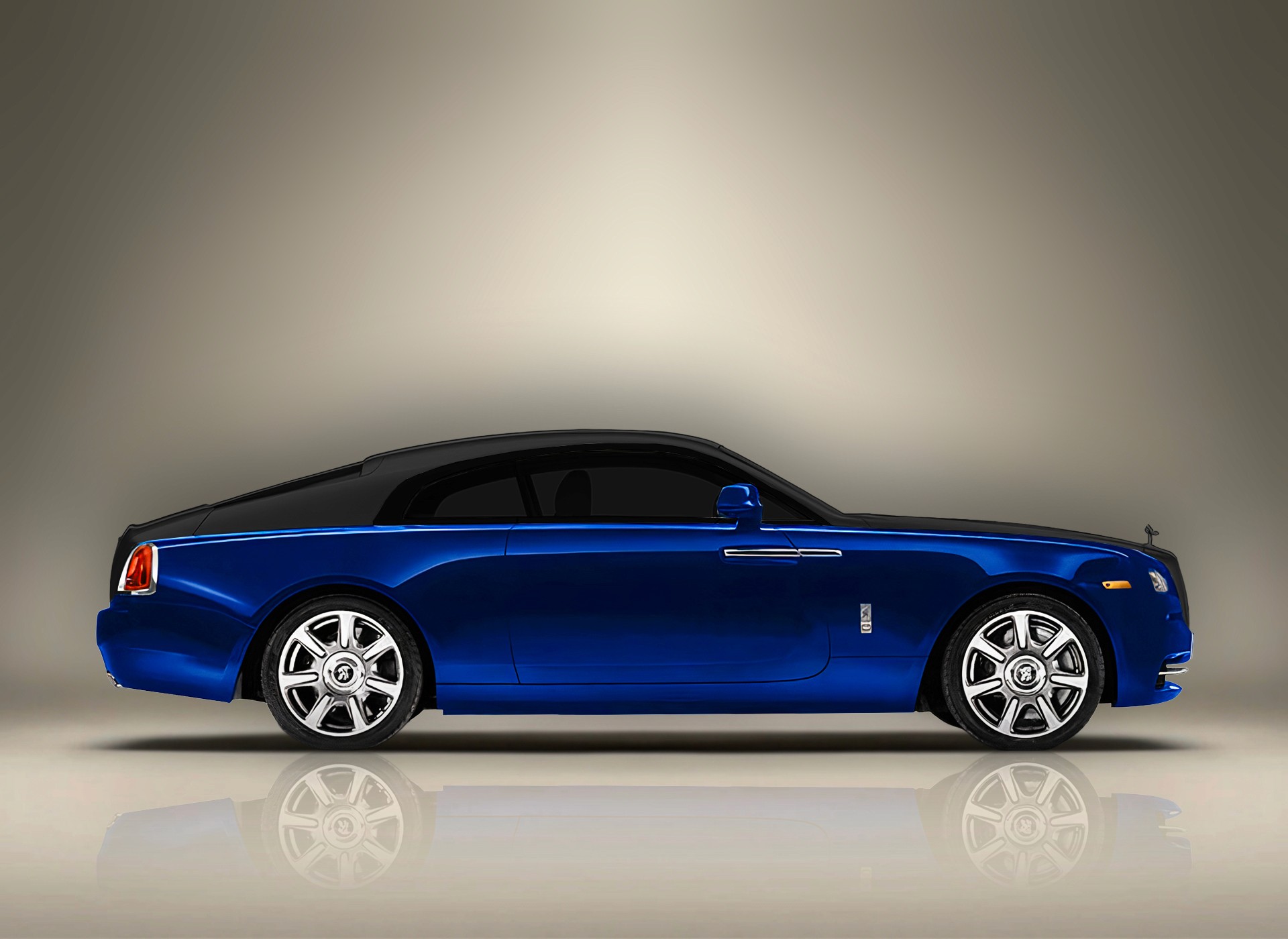 Location Rolls Royce Wraith bleu à Dubaï – Keyz Rent | SUV de luxe