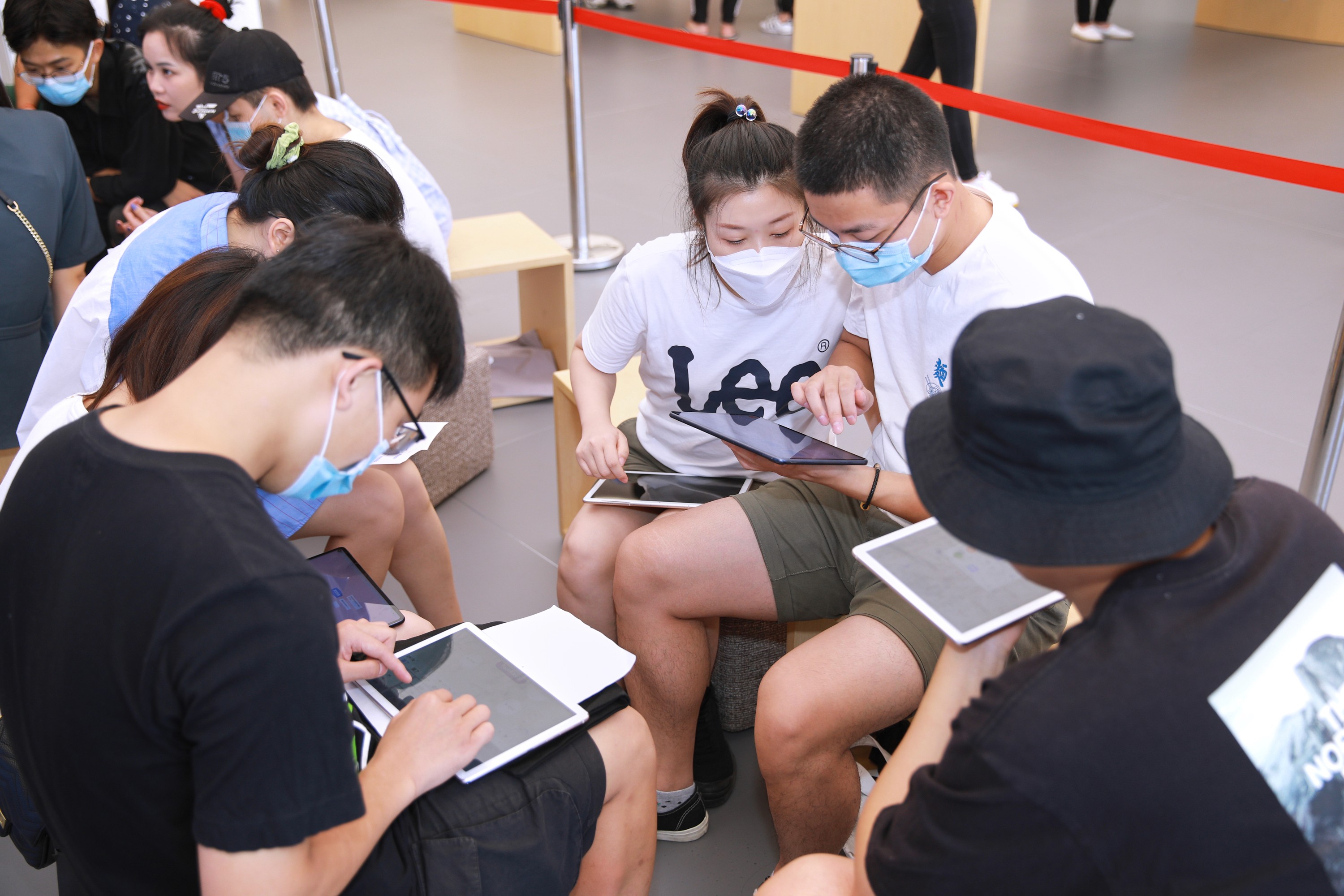 沙龙活动现场交流