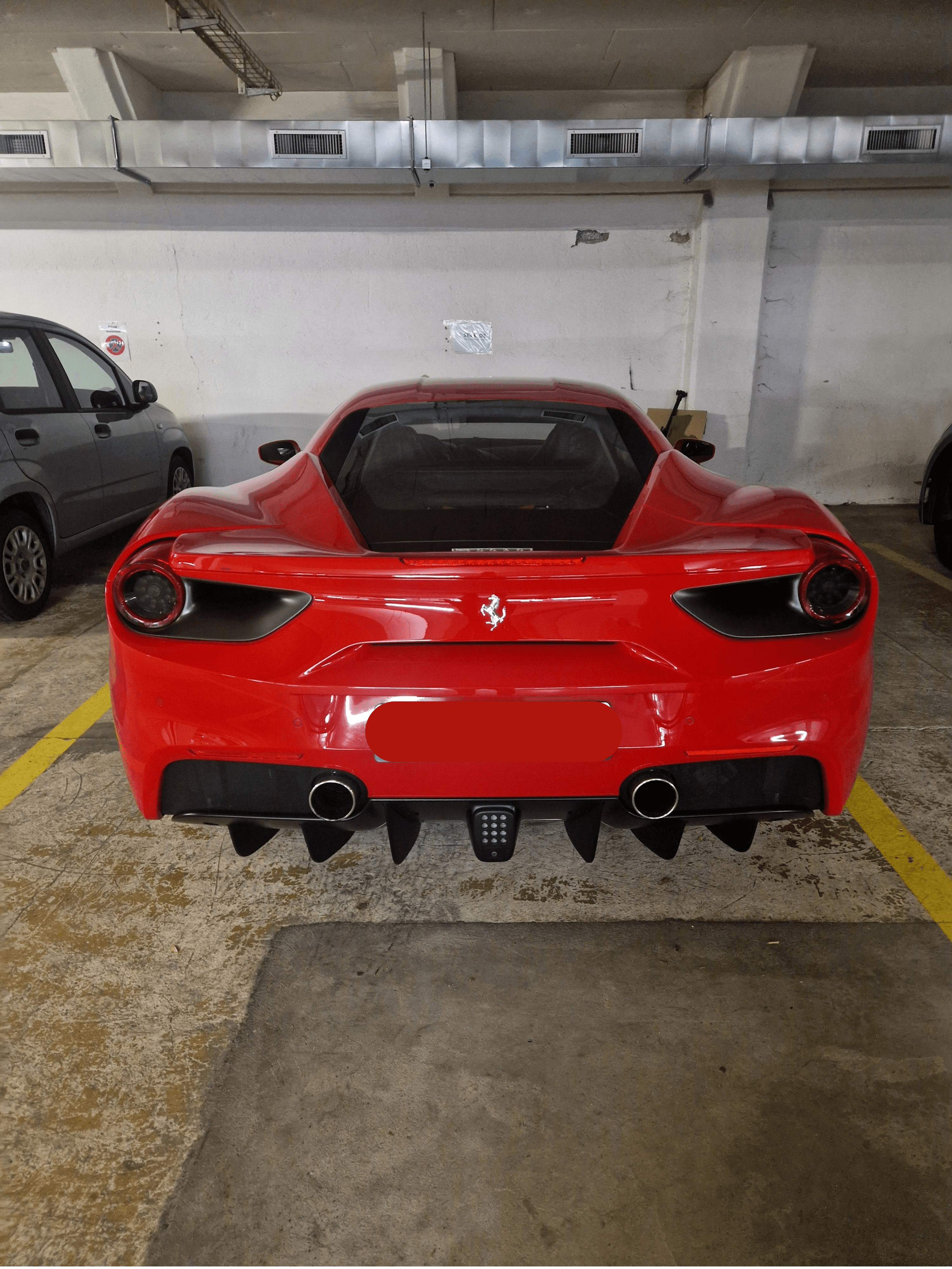 Showroom Detailing Ferrari Exterior Zürich – makelloser Hochglanz