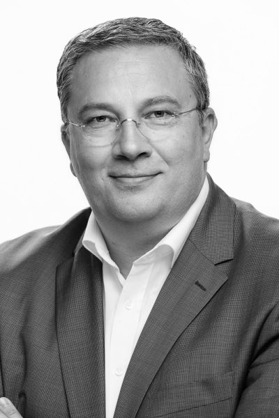 Prof. (FH) Dr. Hanno Pöschl, MSc, MBA, Professor of Business Strategy & Competitiveness