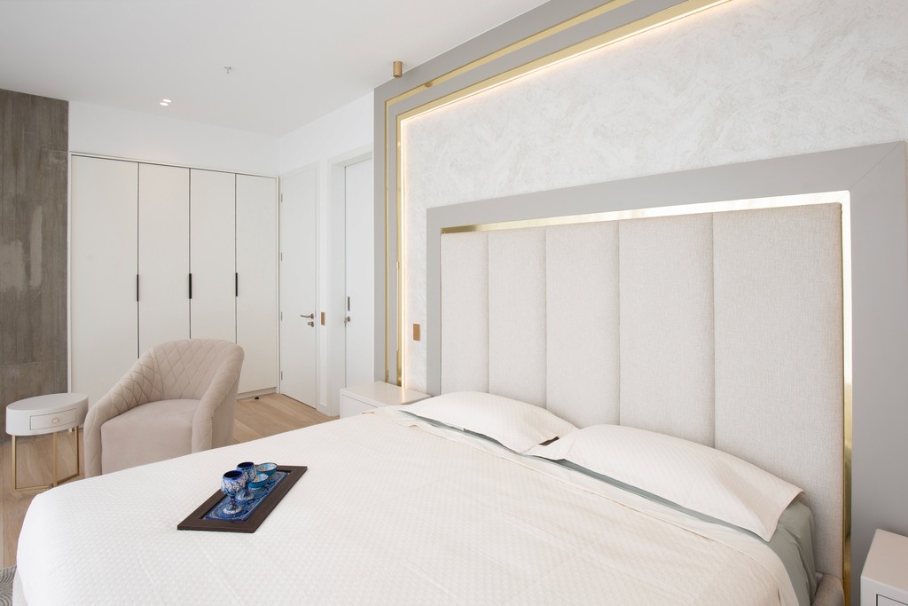 8 Luxury Contemporáneo