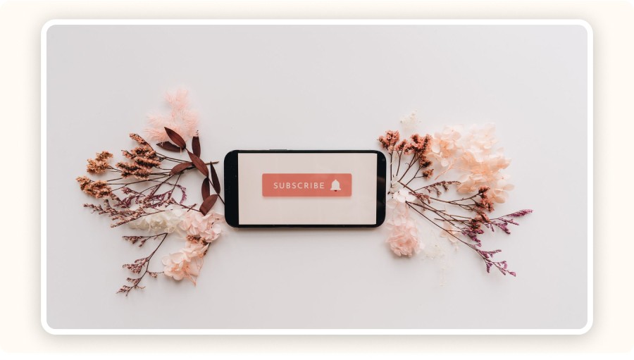 smartphone showing subscribe button