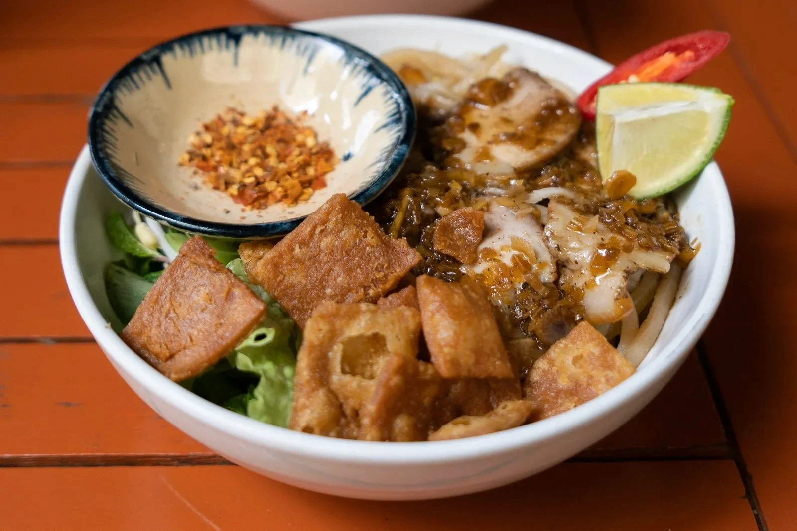 Crispy tofu noodle bowl