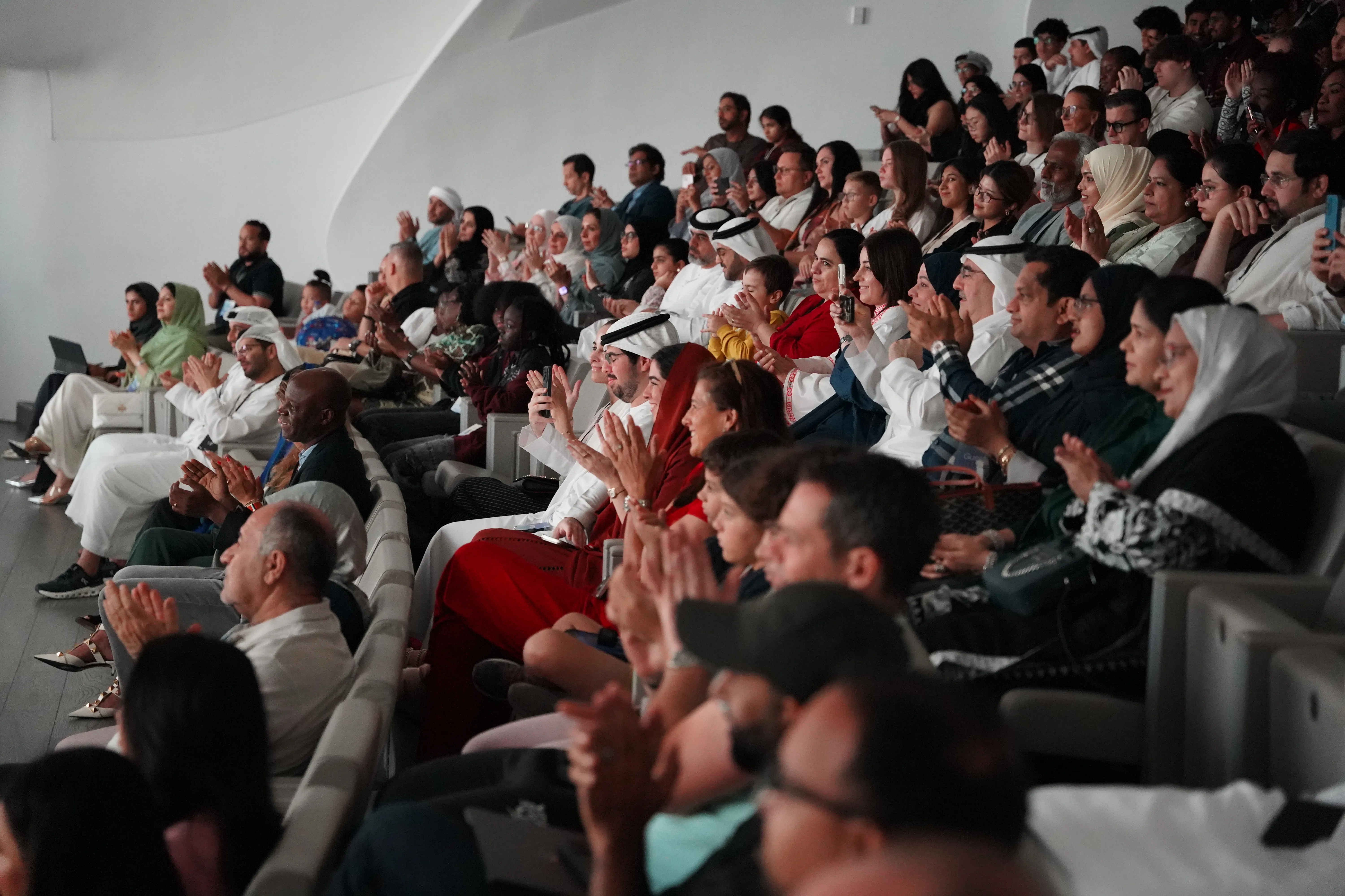 Life at TKS — students and mentors during the program (photo 15)