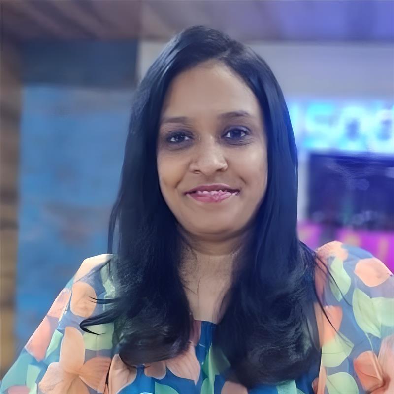 Woman team member photo