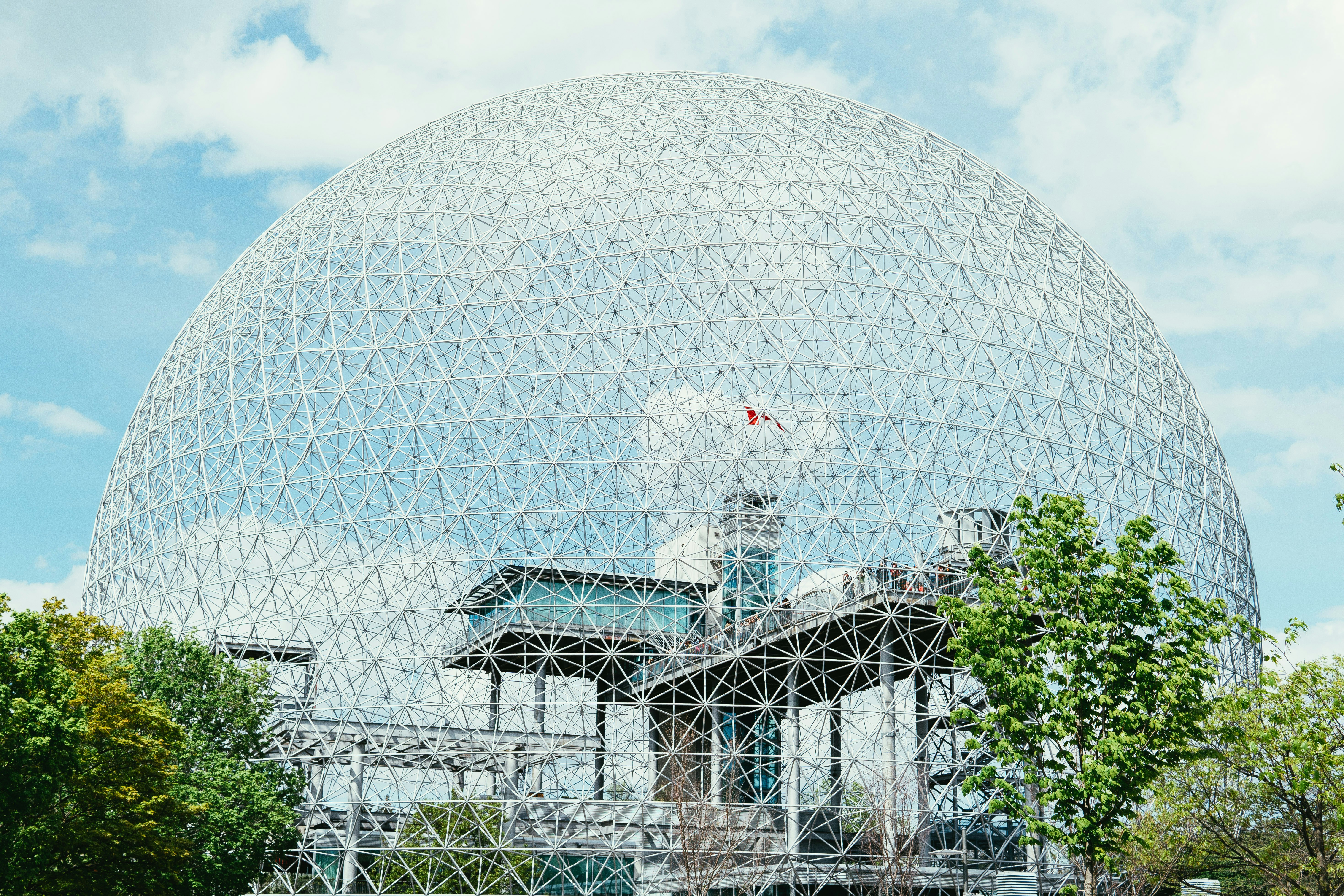 Visit Montreal