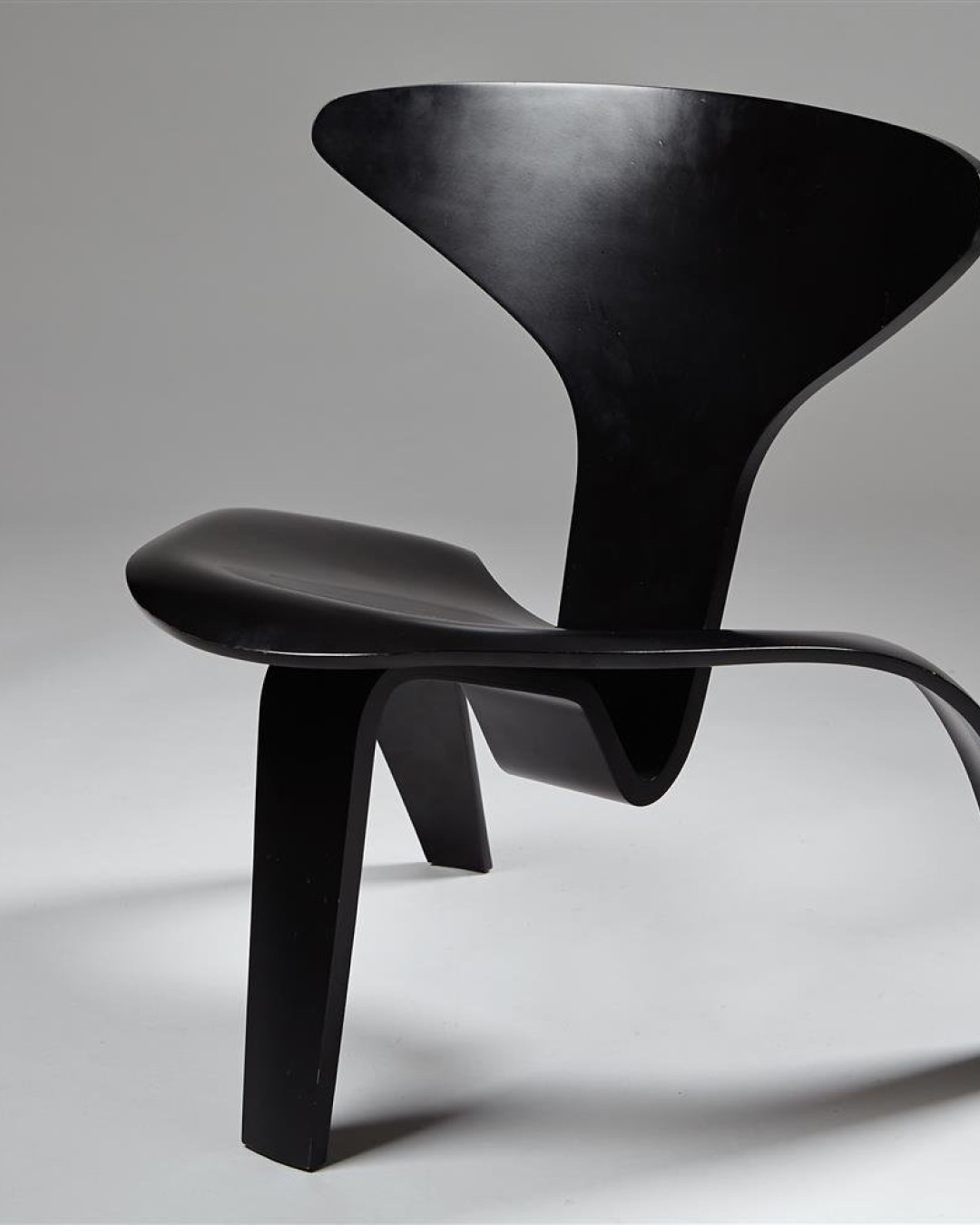 Fritz Hansen, PK0 A™ Lounge Chair