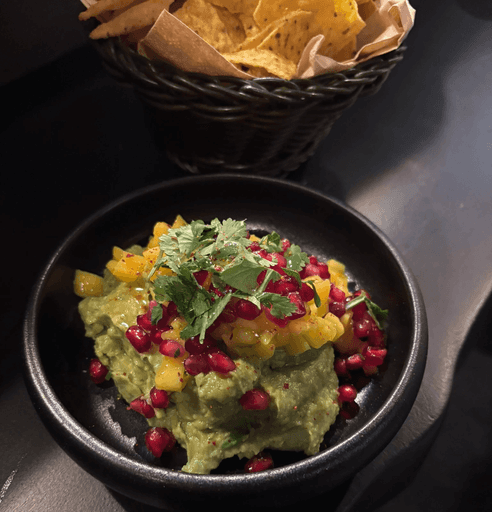 Guacamole, grenades et mangues de la Casa Del'Ou