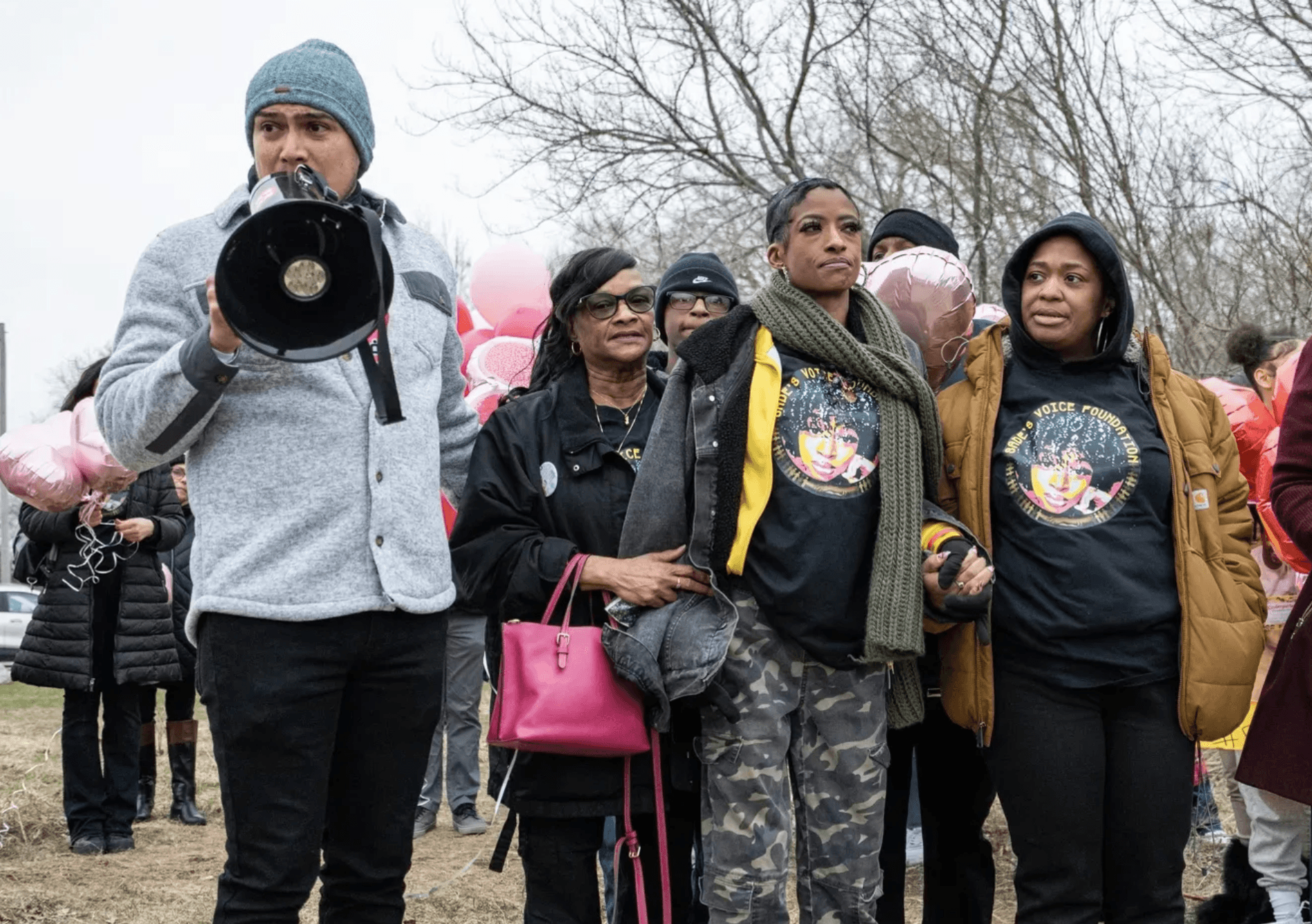 five toddlers near the window