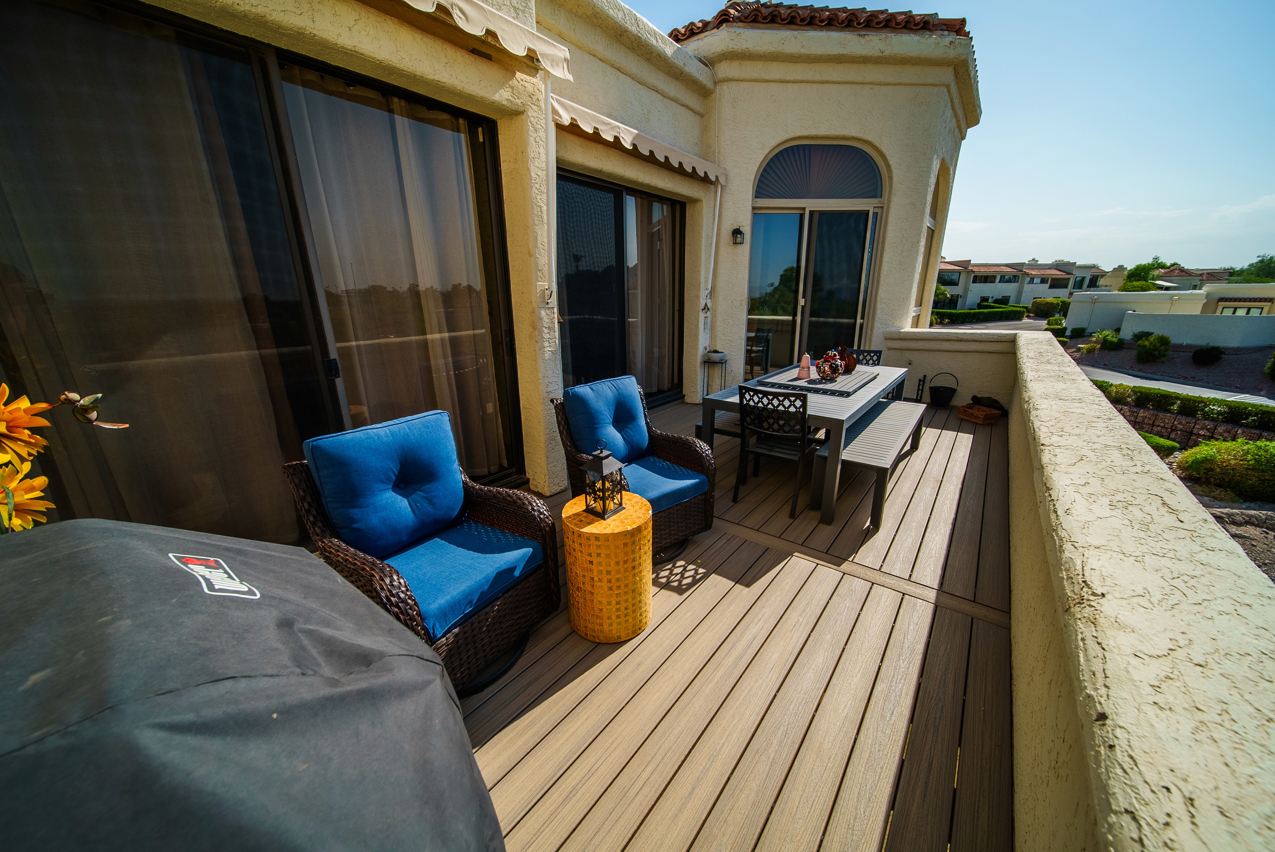 HBC Desks – Balcony Renewal with Trex Enhance decking