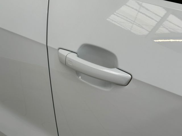 AUDI Q2 2023 WHITE Gebrauchtwagen - Galeriebild 7