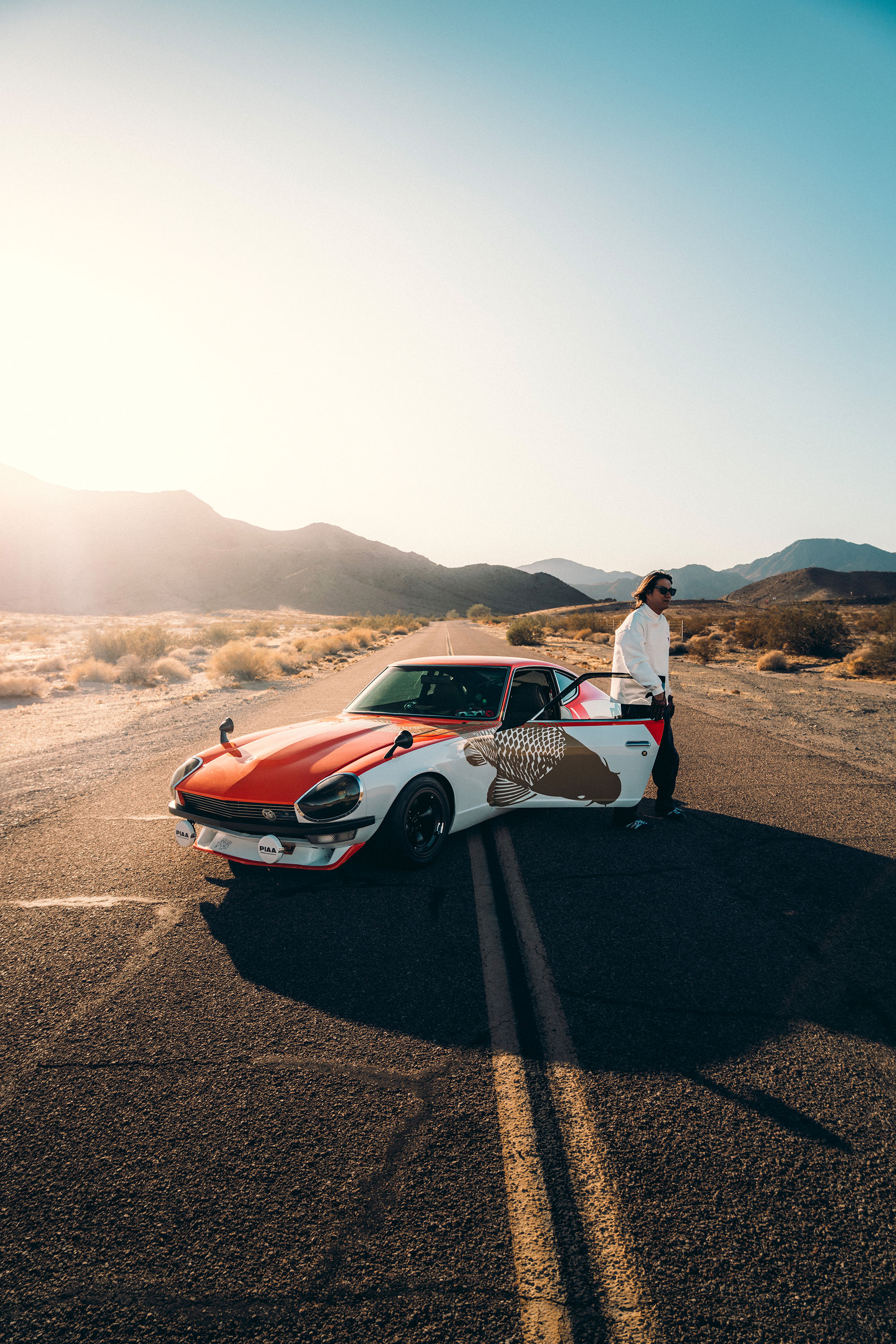 INOZETEK Sung KangStudent Driver Sunset Orange Datsun 240z