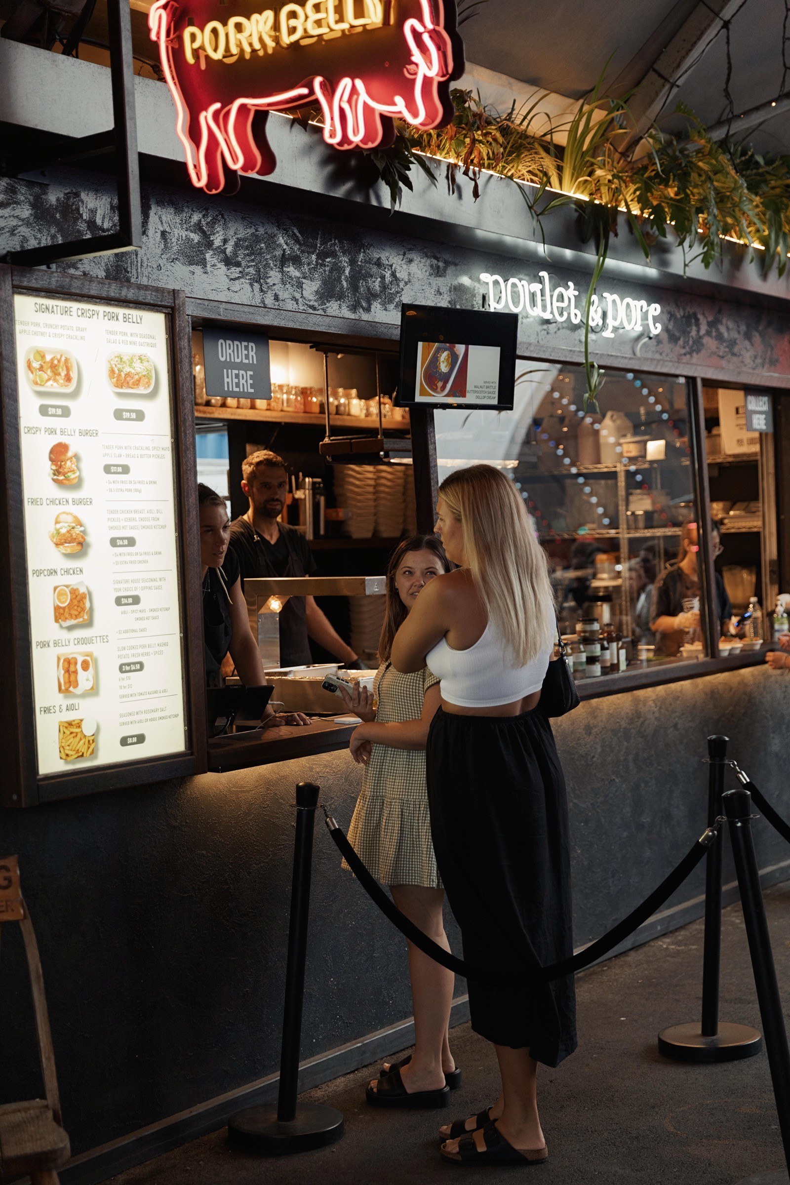 Eat Street Northshore vendor food and dining