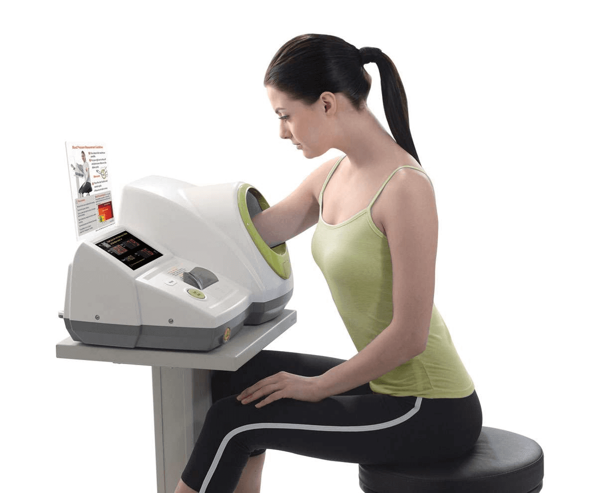 a woman using BPBIO 320S