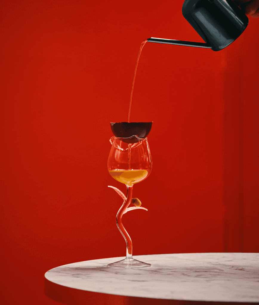 Stand de cocktails sur mesure animé par une agence événementielle spécialisée dans les expériences mixologiques